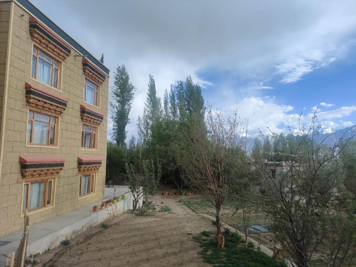 Hotel Alpine Ladakh Λεχ Εξωτερικό φωτογραφία