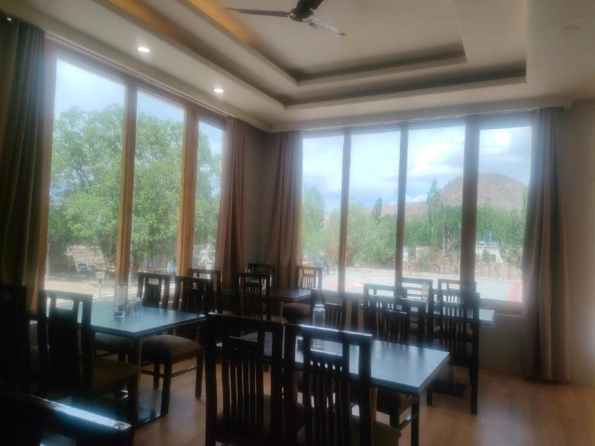 Hotel Alpine Ladakh Λεχ Εξωτερικό φωτογραφία